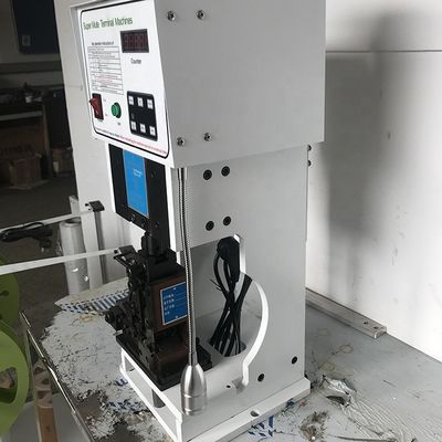 Machine de frottement à bornes ultra-silencieuse de 30/40 mm de course et d'une plage de fil de 0,1-2,5 mm2
