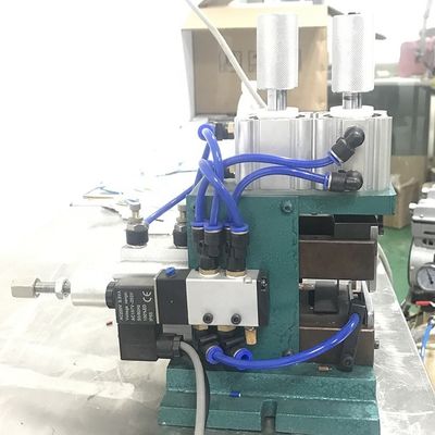 Puissante machine de décapage pneumatique de fil de base 3F pour alimentation AC220V/110V 50/60HZ
