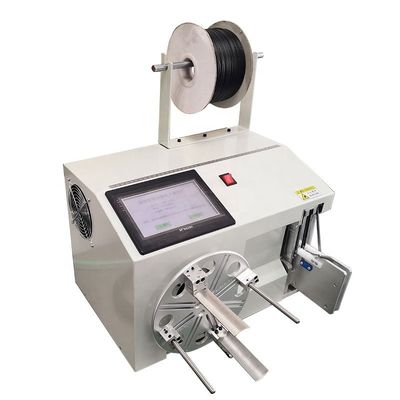 Moteur électrique bobine de fil de cuivre enrouler et relier machine autour du diamètre du cercle