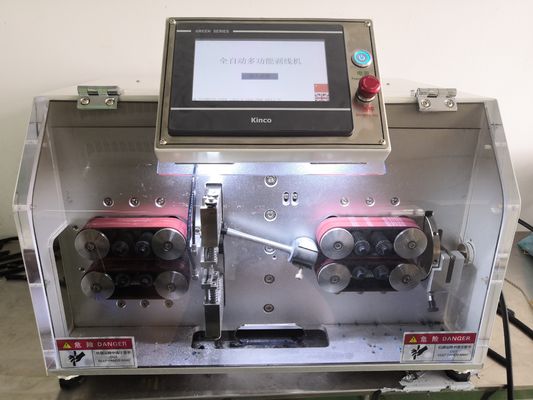 Découvrez le décapage des fils avec notre machine de découpe automatique multi-noyau sur mesure