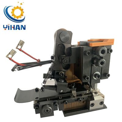 Personnaliser l'applicateur de crimping de terminal pour le moule de machine de presse de fin d'alimentation verticale